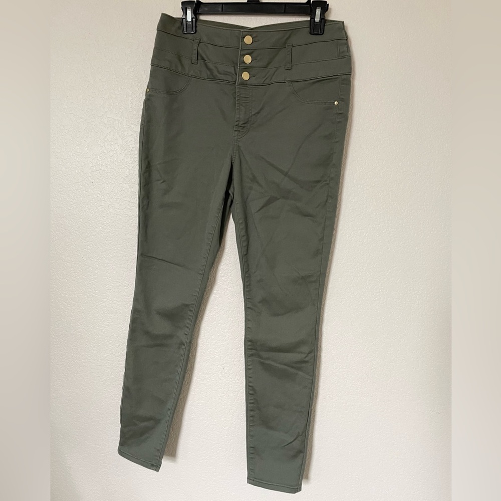 Olive Green Skinny High Waisted Button Jeans Refuge Size 12
